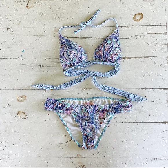 Victoria's Secret Other - Victoria’s Secret Knockout Bikini Blue Boho Paisley XS/S